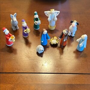 Handmade Paper Quilling Nativity Set - Colorful Kids Toy Figurines